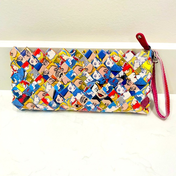 Unique- Rare- Nahui Ollin Disney Princess Candy Wrapper Clutch ! - Picture 2 of 4